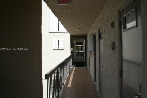 Condominio en venta en Miami, Florida, 2 dormitorios, 125.42 m2 № 2032041 - foto 6