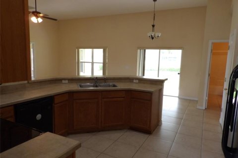 Casa en alquiler en Kissimmee, Florida, 3 dormitorios, 190.08 m2 № 1838840 - foto 8