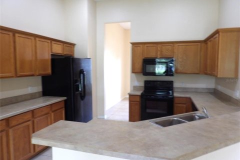Casa en alquiler en Kissimmee, Florida, 3 dormitorios, 190.08 m2 № 1838840 - foto 10