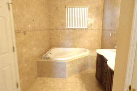 Casa en alquiler en Kissimmee, Florida, 3 dormitorios, 190.08 m2 № 1838840 - foto 14