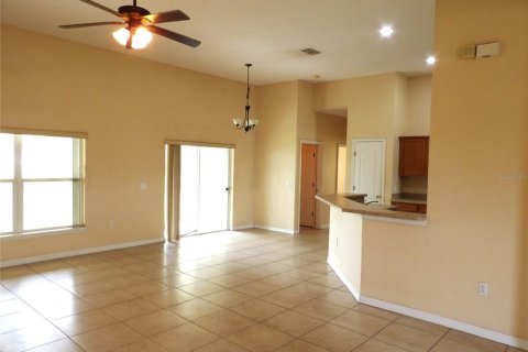 Casa en alquiler en Kissimmee, Florida, 3 dormitorios, 190.08 m2 № 1838840 - foto 12