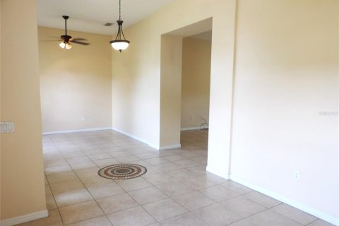 Casa en alquiler en Kissimmee, Florida, 3 dormitorios, 190.08 m2 № 1838840 - foto 6
