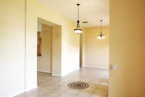 Casa en alquiler en Kissimmee, Florida, 3 dormitorios, 190.08 m2 № 1838840 - foto 4