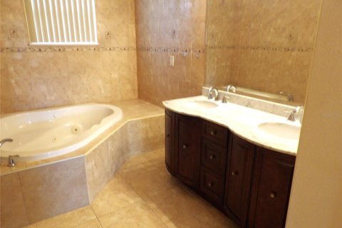 Casa en alquiler en Kissimmee, Florida, 3 dormitorios, 190.08 m2 № 1838840 - foto 16