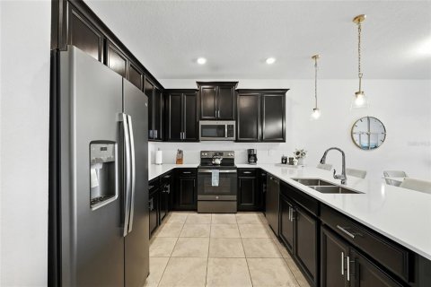 Condo in Davenport, Florida, 3 bedrooms  № 1840685 - photo 14