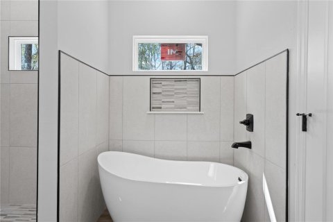 Casa en venta en Chiefland, Florida, 3 dormitorios, 146.79 m2 № 2139648 - foto 24