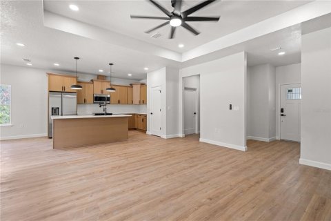 Casa en venta en Chiefland, Florida, 3 dormitorios, 146.79 m2 № 2139648 - foto 9