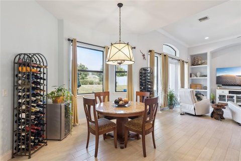 Casa en venta en Apopka, Florida, 4 dormitorios, 253.62 m2 № 2418876 - foto 17