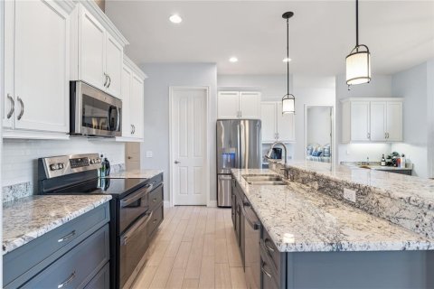 Casa en venta en Apopka, Florida, 4 dormitorios, 253.62 m2 № 2418876 - foto 22