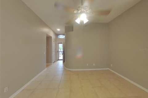 Casa en alquiler en Valrico, Florida, 3 dormitorios, 115.2 m2 № 1911810 - foto 2