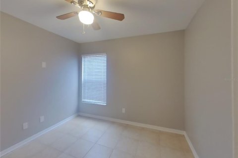 Casa en alquiler en Valrico, Florida, 3 dormitorios, 115.2 m2 № 1911810 - foto 10