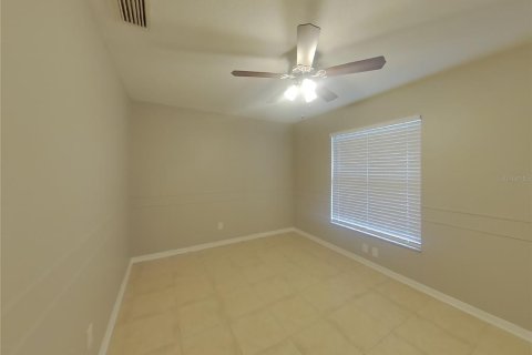 Casa en alquiler en Valrico, Florida, 3 dormitorios, 115.2 m2 № 1911810 - foto 12