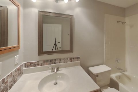 Casa en alquiler en Valrico, Florida, 3 dormitorios, 115.2 m2 № 1911810 - foto 14