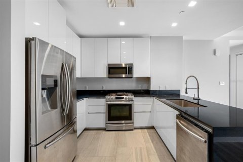 Copropriété à louer à Clearwater, Floride: 2 chambres, 109.53 m2 № 2415111 - photo 3