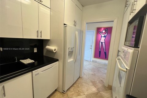 Condominio en venta en Miami Beach, Florida, 2 dormitorios, 138.42 m2 № 1942337 - foto 26