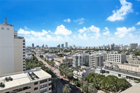 Condominio en venta en Miami Beach, Florida, 2 dormitorios, 138.42 m2 № 1942337 - foto 7