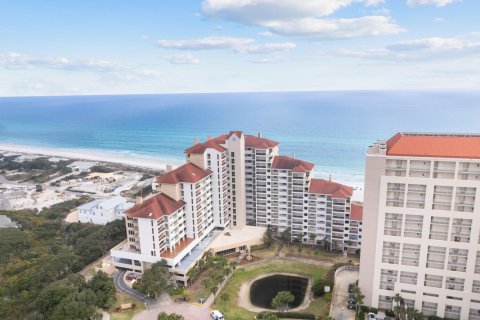 Condominio en venta en Miramar Beach, Florida, 2 dormitorios, 113.53 m2 № 560074 - foto 1