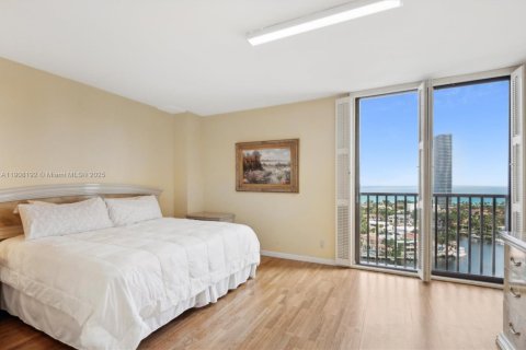 Condo in Aventura, Florida, 2 bedrooms  № 1964296 - photo 19