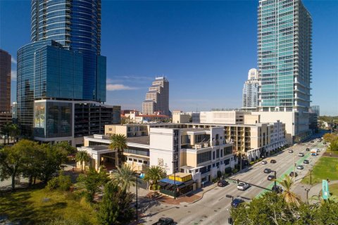 Condo in Orlando, Florida, 2 bedrooms  № 2166604