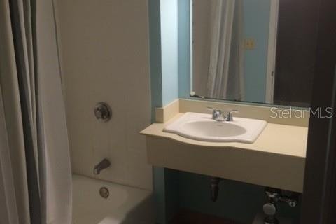 Condo in Orlando, Florida, 2 bedrooms  № 2166604 - photo 19