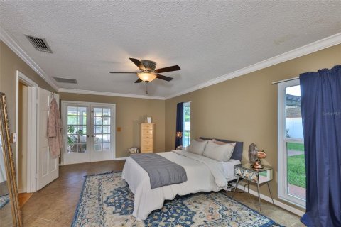 House in Tampa, Florida 3 bedrooms, 164.07 sq.m. № 1885929 - photo 25