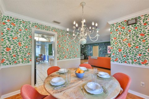 House in Tampa, Florida 3 bedrooms, 164.07 sq.m. № 1885929 - photo 5