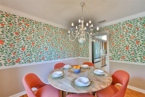 House in Tampa, Florida 3 bedrooms, 164.07 sq.m. № 1885929 - photo 4