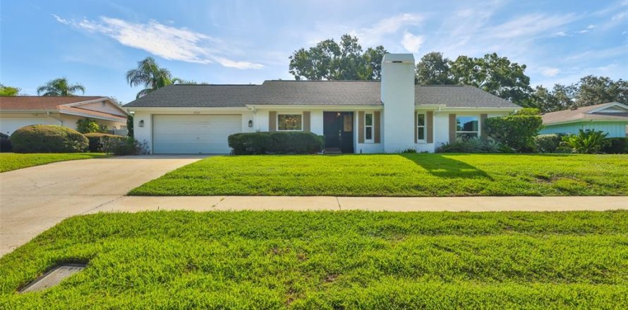 House in Tampa, Florida 3 bedrooms, 164.07 sq.m. № 1885929