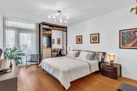 Condo in Aventura, Florida, 2 bedrooms  № 2005054 - photo 22