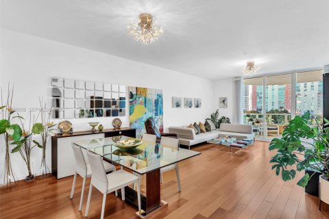 Condo in Aventura, Florida, 2 bedrooms  № 2005054 - photo 10