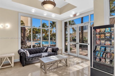 Condo in Aventura, Florida, 2 bedrooms  № 2005054 - photo 29