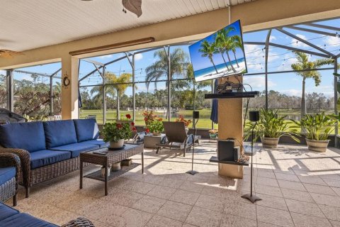 House in Kissimmee, Florida 4 bedrooms, 217.48 sq.m. № 1527701 - photo 29