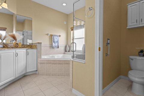 House in Kissimmee, Florida 4 bedrooms, 217.48 sq.m. № 1527701 - photo 16