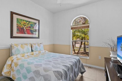 House in Kissimmee, Florida 4 bedrooms, 217.48 sq.m. № 1527701 - photo 23