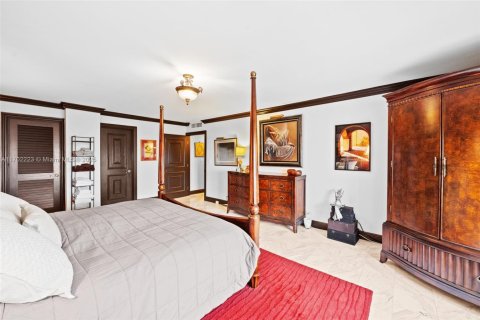 Condominio en venta en Miami, Florida, 3 dormitorios, 215.53 m2 № 1868022 - foto 21