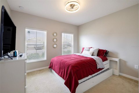 House in Davenport, Florida 5 bedrooms, 272.95 sq.m. № 1807354 - photo 15