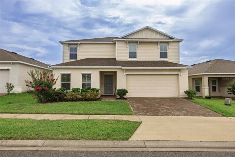 House in Davenport, Florida 5 bedrooms, 272.95 sq.m. № 1807354 - photo 1