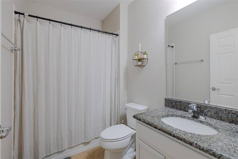 House in Davenport, Florida 5 bedrooms, 272.95 sq.m. № 1807354 - photo 14