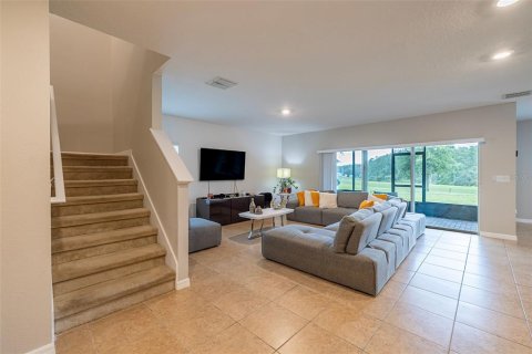 House in Davenport, Florida 5 bedrooms, 272.95 sq.m. № 1807354 - photo 18