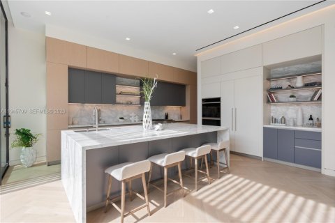 Купить виллу или дом в Майами-Бич, Флорида 4 спальни, № 2002051 - фото 7