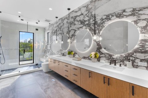 Купить виллу или дом в Майами-Бич, Флорида 4 спальни, № 2002051 - фото 21