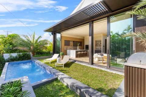 Купить виллу или дом в Майами-Бич, Флорида 4 спальни, № 2002051 - фото 29