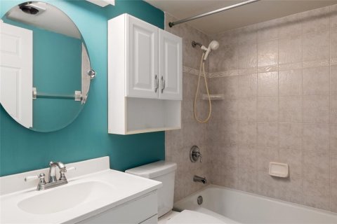 Condominio en venta en Bradenton, Florida, 2 dormitorios, 141.68 m2 № 1732839 - foto 21