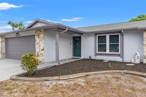 Villa ou maison à vendre à Port Richey, Floride: 4 chambres, 197.51 m2 № 1755545 - photo 2