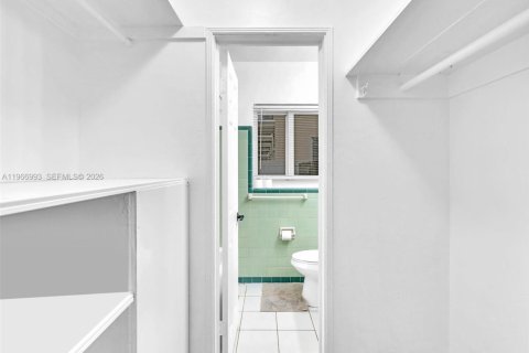 Casa en alquiler en Fort Lauderdale, Florida, 55.74 m2 № 2028414 - foto 11