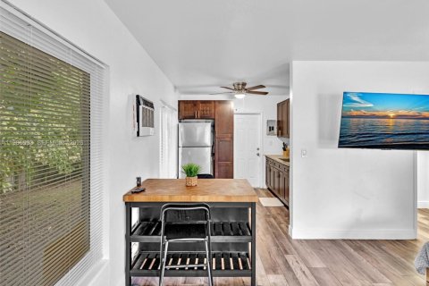 Casa en alquiler en Fort Lauderdale, Florida, 55.74 m2 № 2028414 - foto 5