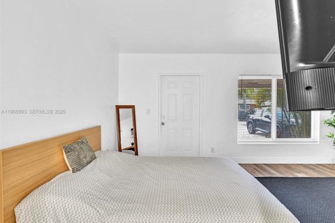 Casa en alquiler en Fort Lauderdale, Florida, 55.74 m2 № 2028414 - foto 14