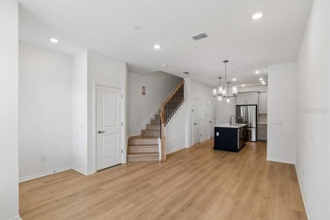 Adosado en venta en Orlando, Florida, 2 dormitorios, 129.13 m2 № 2150903 - foto 11