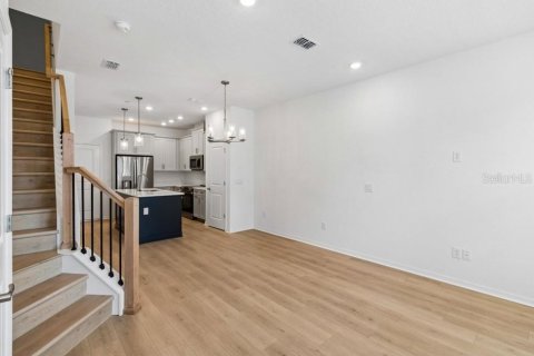 Adosado en venta en Orlando, Florida, 2 dormitorios, 129.13 m2 № 2150903 - foto 3