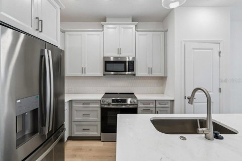 Adosado en venta en Orlando, Florida, 2 dormitorios, 129.13 m2 № 2150903 - foto 6